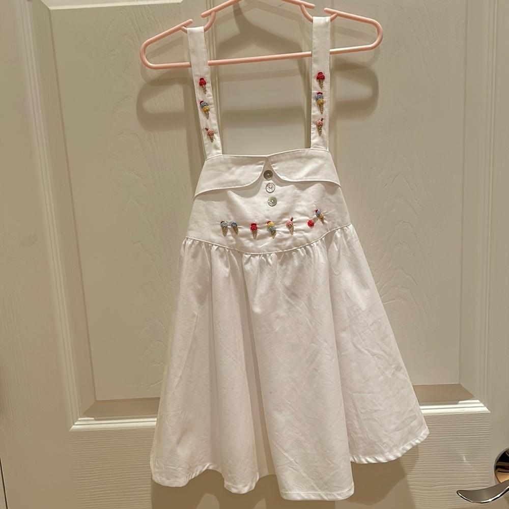 GIRL’S LINS DRESS W/EMBROIDERED ICE CREAM CONES- BNWT